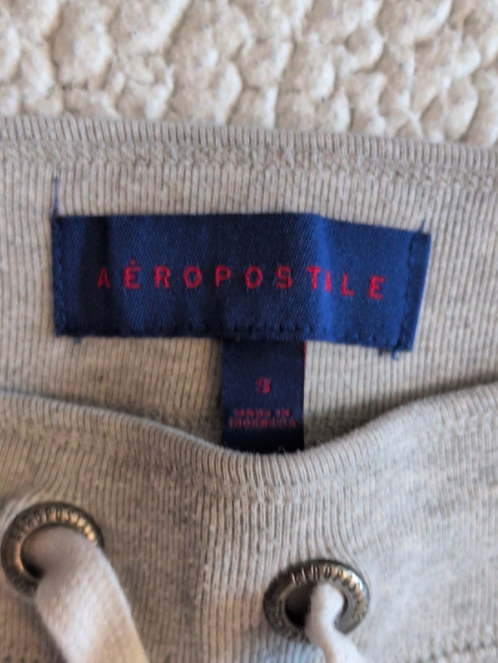 Aeropostale Grunge Distressed Destroyed Cropped Joggers Sweatpants Loungwear - Picture 4 of 7